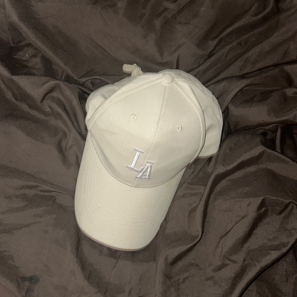 La hat
